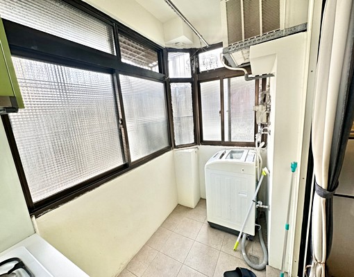 全配兩房🌞完整廚房🌞超大空間🌞室內機車位🌞運動走樓梯 - Image 8