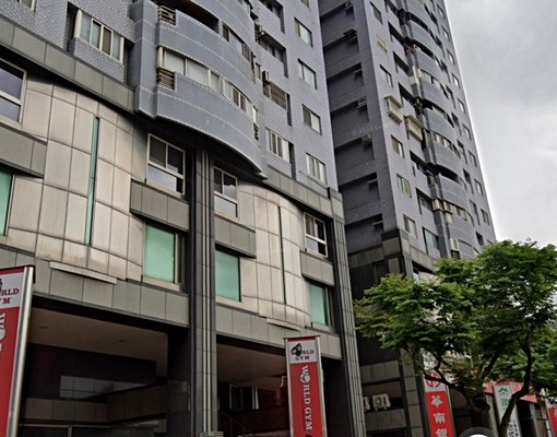 全新裝修-環南路二段特力屋旁 - Image 1