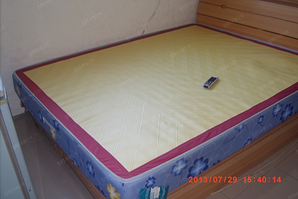 原木地板水泥隔間双人