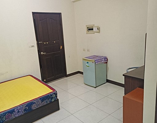 近台南應用大學~南科上班交通便利 - Image 1