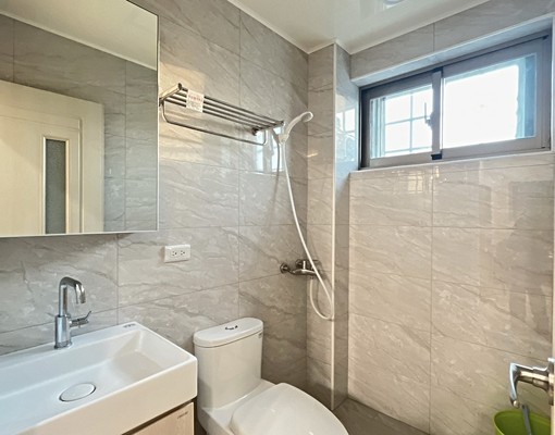 廣福路嶄新套房含水網路機上盒電4元太陽能多間可選均含車位 - Image 11