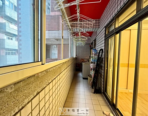 南屯✨高檔傢具裝潢✨大更衣室✨2+1房 - Image 12