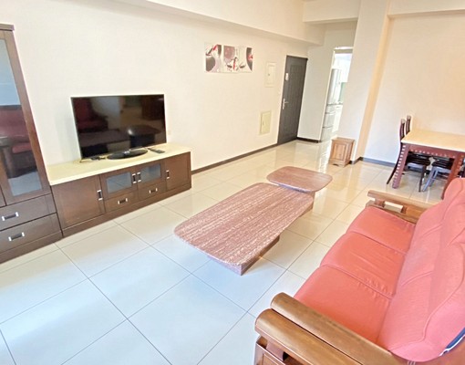 近忠孝國中❤明亮優質大4房❤包含管理費-附平面車位 - Image 2