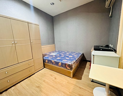 可租補走廊窗沒採光附獨立洗衣機興大套房 - Image 2