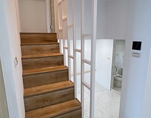 三和捷運🉑租補三房電梯樓中樓21世紀李店長 - Image 9