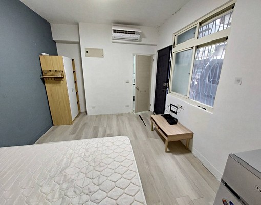 獨立陽台洗曬衣一樓獨立進出，可租補可貓 - Image 3