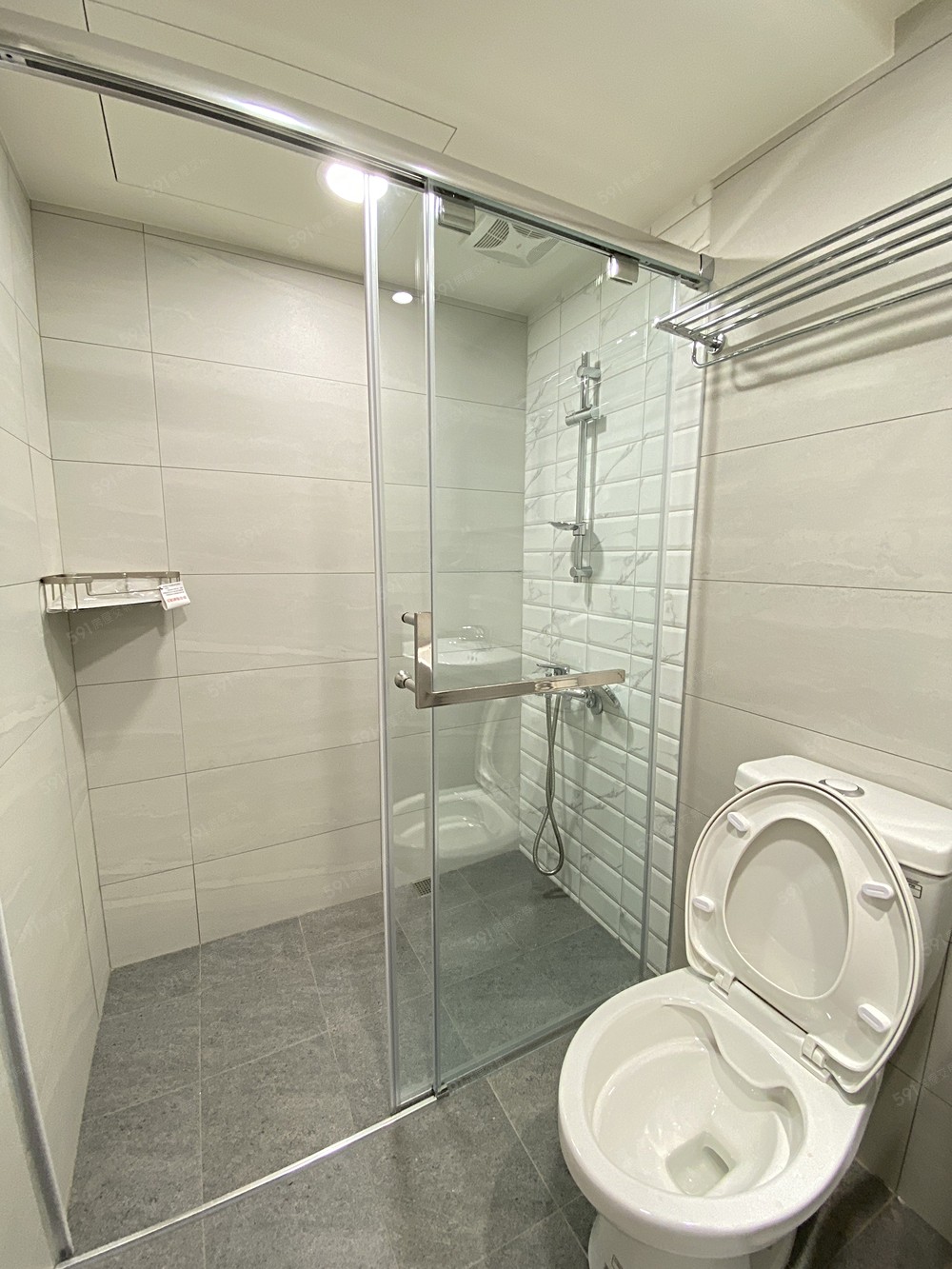 全新衛浴設備,乾濕分離