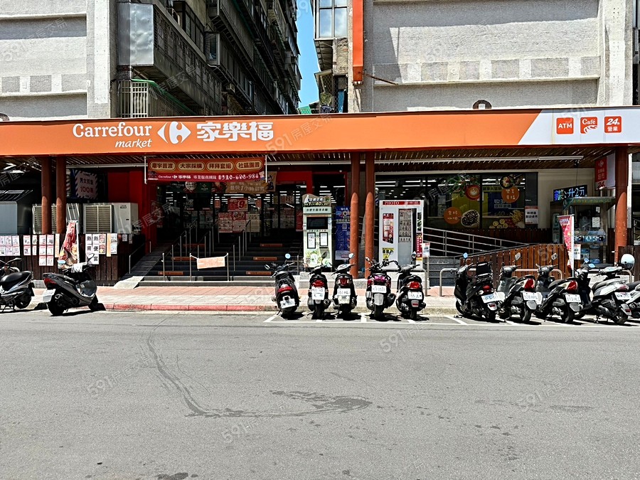 和岩心悅環境圖