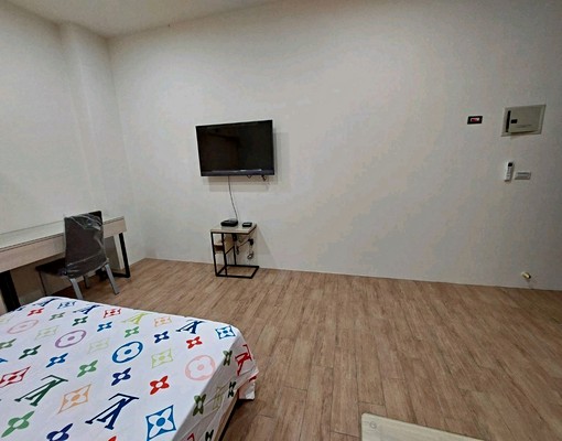 全新完工16坪可租補電梯獨立洗衣獨立陽台 - Image 2