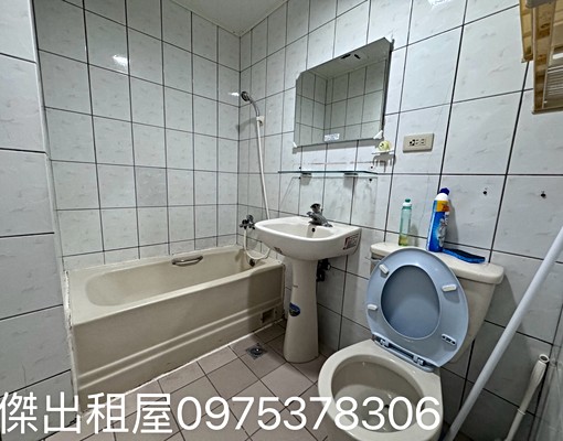 傑出租屋/南崁社區電梯,獨立門牌台水電,可補助! - Image 5