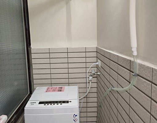 全新完工大套房～獨立洗衣機.陽台～近市府 - Image 2