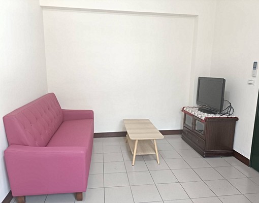 免仲費板新路3樓20坪有陽台2房1廳附傢俱2萬2可租屋補助 - Image 3