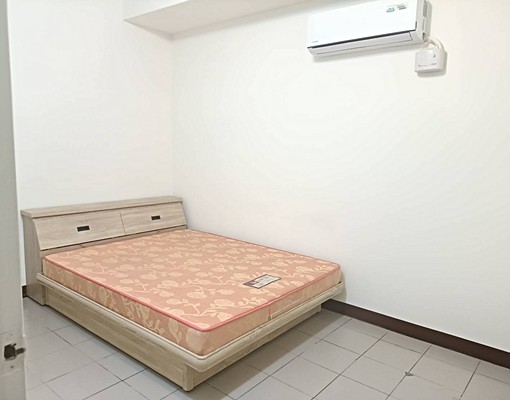 免仲費板新路3樓20坪有陽台2房1廳附傢俱2萬2可租屋補助 - Image 6