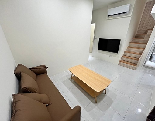 v全新河景電梯二房全套家具可寵(貓)v - Image 7