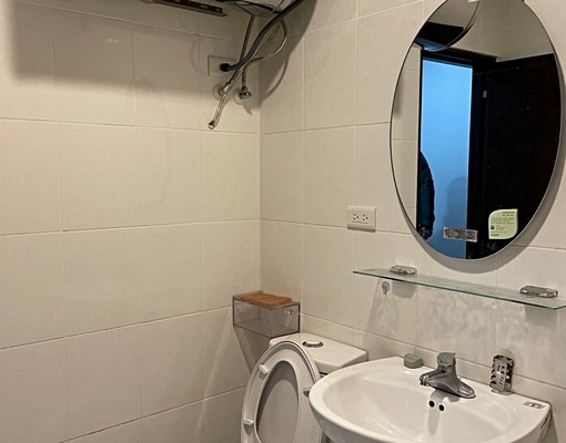 火車站商圈·近復興路【2樓公寓套房】設備齊全·~有陽臺 - Image 4