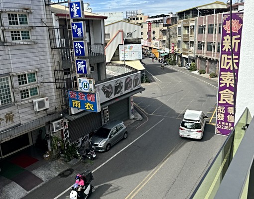 整層16坪住家式套房民生路上近火車站 - Image 2