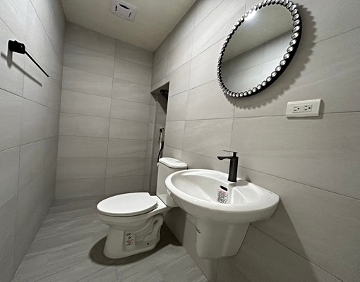 小港溫馨絕美分租兩房（免仲） - Image 9