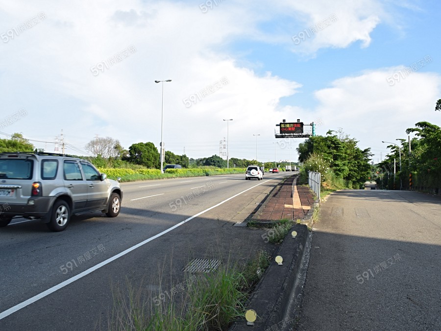 登峰寶城環境圖