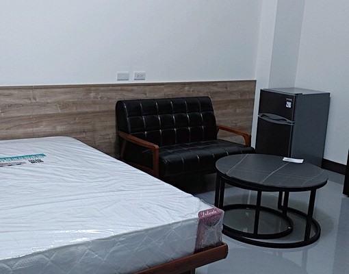 全新完工獨立洗衣機獨立陽台別墅電梯 - Image 7