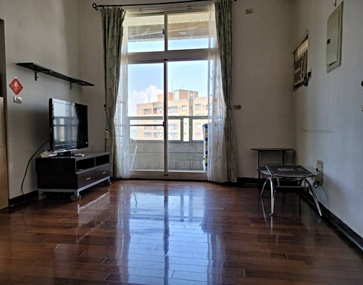 明亮二房二廳一衛出租(含車位) - Image 1