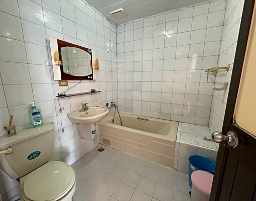 近青年路二段商圈正修2套房1廳可租補 - Image 7