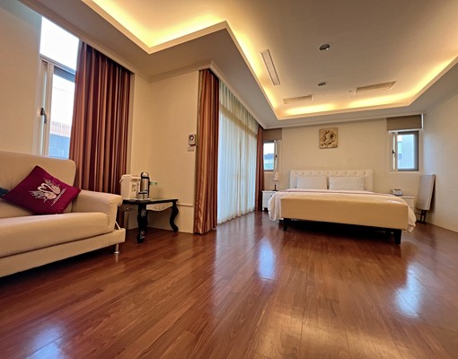 《實照》站前採光舒適溫馨大套房車位另計 - Image 4