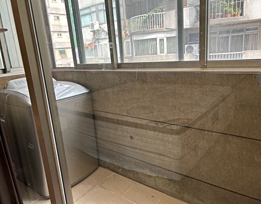 屋主自租*忠孝敦化站*外商首選*電梯兩房 - Image 16