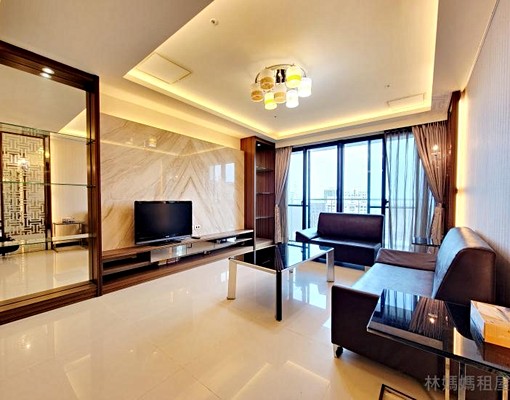 👍👍👍誠信小施東區最閃亮3房含平車+管理費 - Image 1