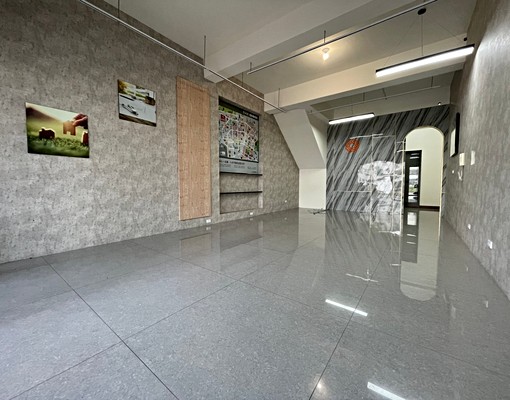 崇蘭優質店面1F出租 - Image 1