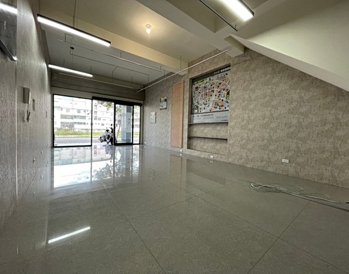 崇蘭優質店面1F出租 - Image 2