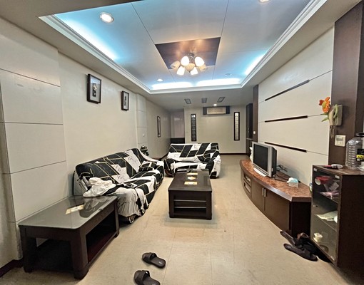 近三元市場三鶯捷運線透天整層大套房 - Image 1