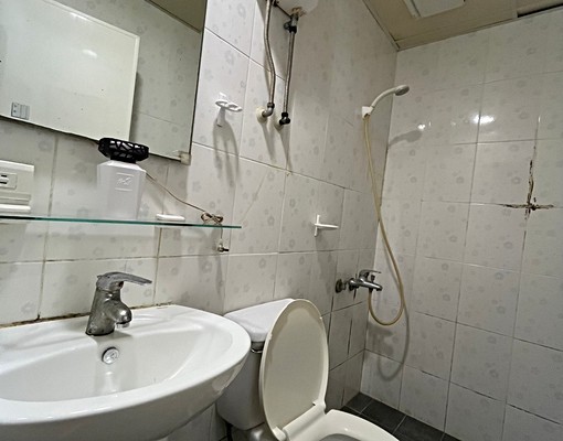 亮亮租屋~八德市區/可補助/垃圾集中/可貓咪/機車好停 - Image 5