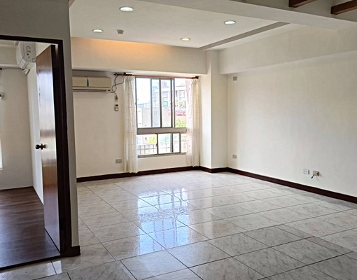 三房含車管.可租補!採光佳優質社區 - Image 4