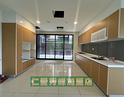 店長阿貴🏠稀有景觀庭院大戶🍎平面大車位🍍我專營美麗山林 - Image 7