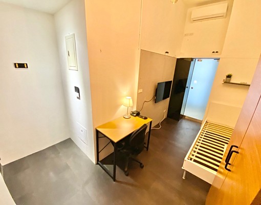 南京復興3分，新裝潢挑高，獨立洗衣，可貓，小陽台 - Image 2