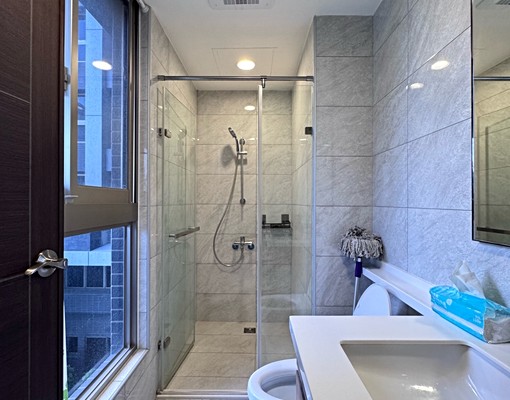 11月中可入住！ㄧ卡皮箱入住捷運宅2房2廳1衛雙陽台 - Image 8