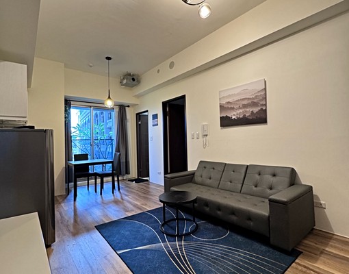 11月中可入住！ㄧ卡皮箱入住捷運宅2房2廳1衛雙陽台 - Image 2