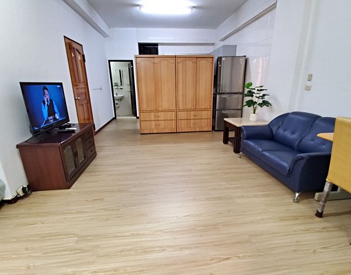 室內汽車位/善化站前整層有廚大套房 - Image 10