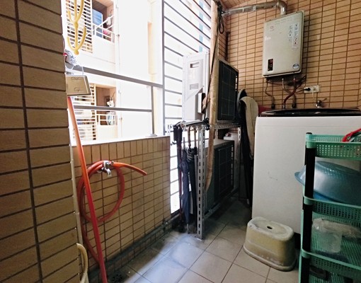 群義❤捷運❤新光大遠百❤台水電❤可租補報稅❤市政府❤機上車位 - Image 13