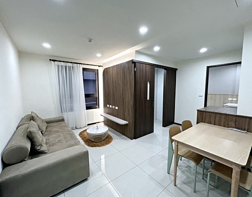 超優質兩房~麗寶萊茵全配兩房平車 - Image 1