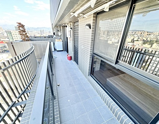 小洪精選-全新大露臺二房💜家俱電全配💜高摟採光 - Image 12