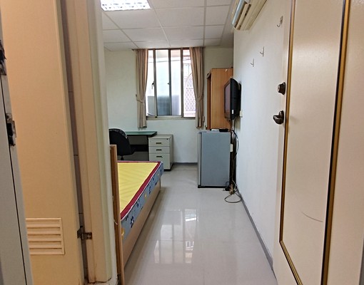 可租補近淡大★大對外窗★個人凸窗好曬衣★有公用免費洗衣機2台 - Image 3
