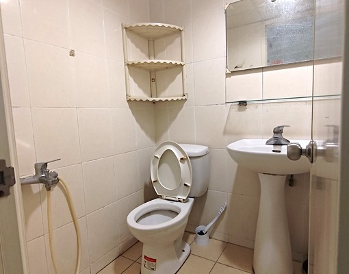 可租補近淡大★大對外窗★個人凸窗好曬衣★有公用免費洗衣機2台 - Image 6