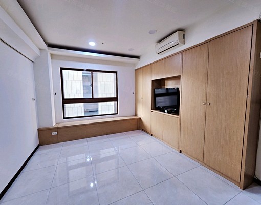 降價可租補優質住宅區下樓就有大潤發星巴克 - Image 2