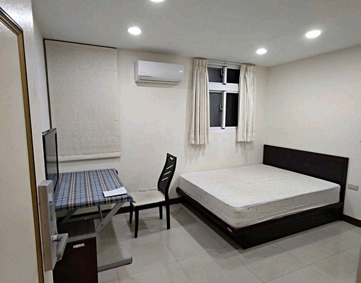 *江子翠捷運*精緻分租套房 - Image 1