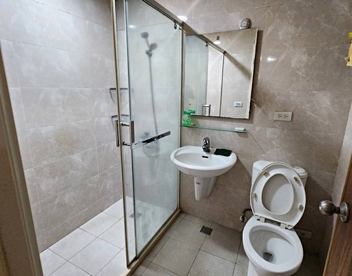 新!富貴街邊間庭院壹樓【105/1/1才可賞屋,請先預約】 - Image 11