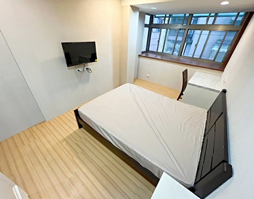 極品🔥5分鐘科技大樓站✦大面採光✦木質地板✦乾溼分離 - Image 1