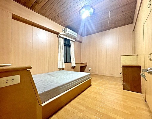 🙋國賓影城/興化國小4+1房/屋況漂亮/可租補 - Image 7