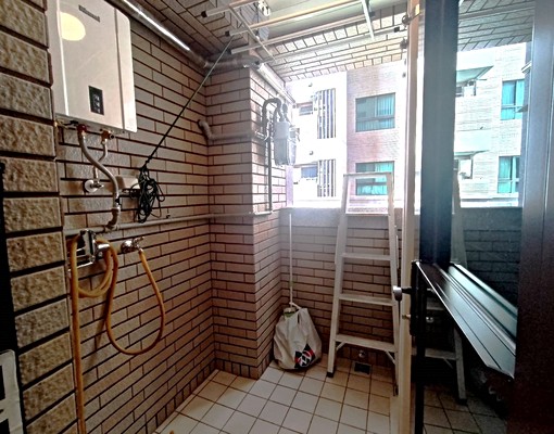 米蘭花園|嶺東商圈|含車含管|三房平車 - Image 9