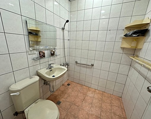 A案★優質小套房/門口可停車/可倉儲 - Image 8